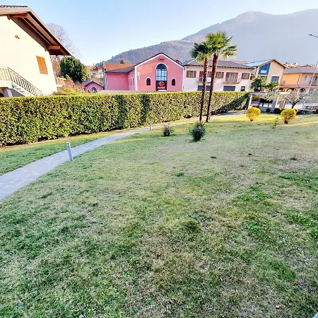 Beach Apartment Cannobio Apartman