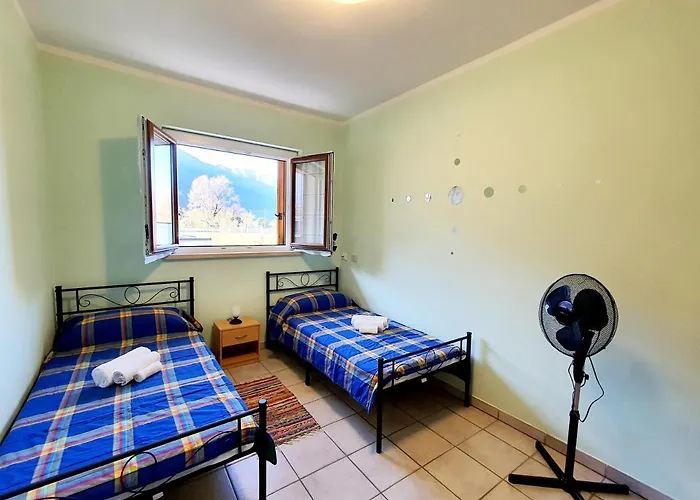 아파트 Beach Apartment Cannobio